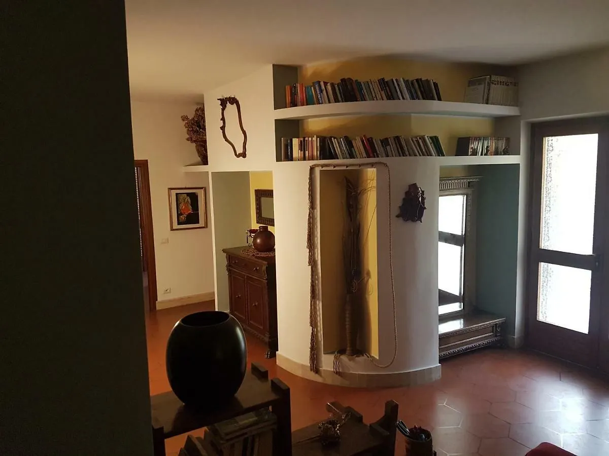 Apartamento La Casa Degli Artisti Roma Habitación en casa particular